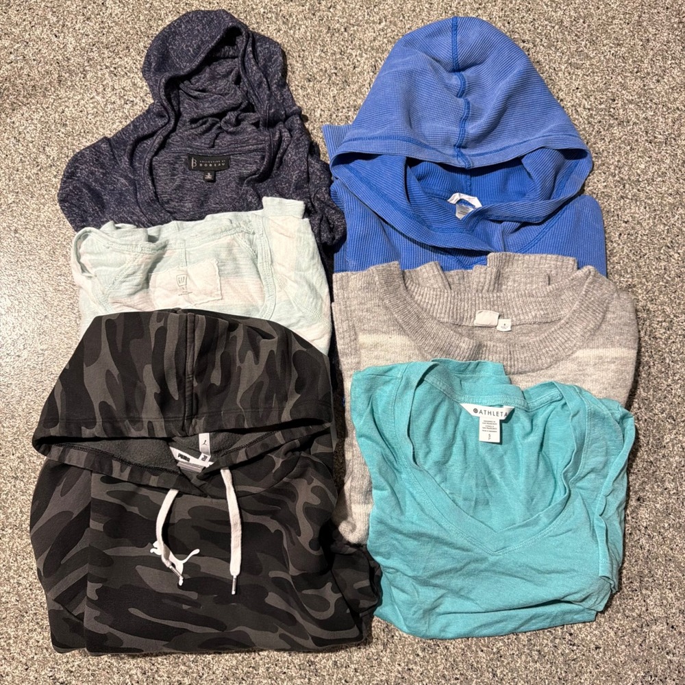 Womens Small Top Bundle 6pc Puma Camo Athleta Tee Gap Hoodies Bobeau Mixed Lot